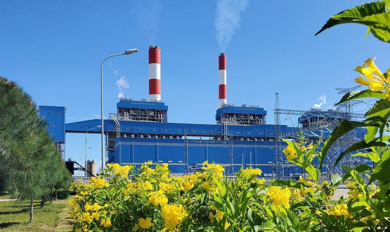 Greening coal-fired power plants: Research efforts in applying greenhouse gas emission reduction technologies